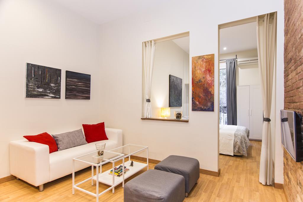 Art House Fira Apartments Барселона Екстер'єр фото