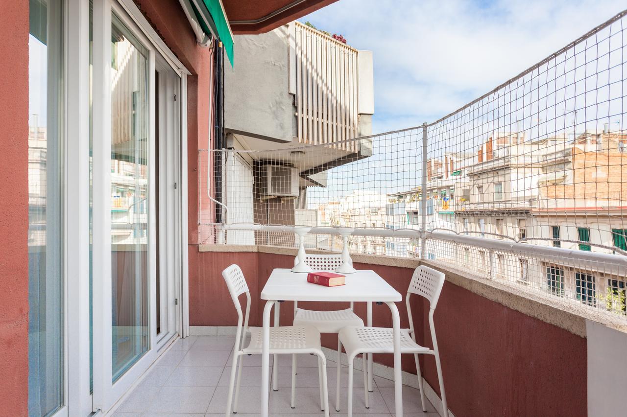 Art House Fira Apartments Барселона Екстер'єр фото